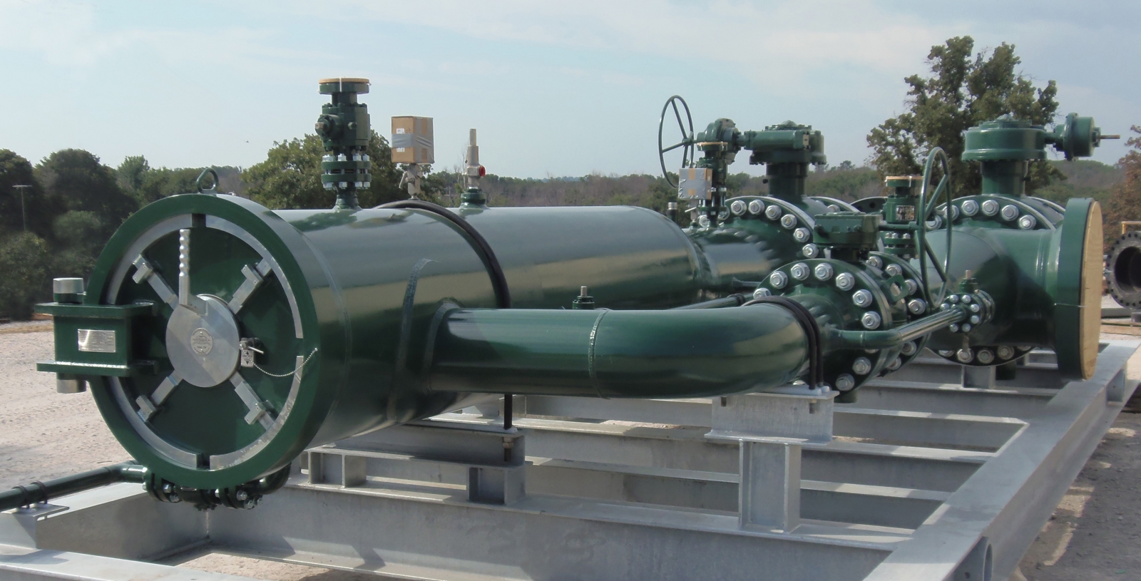 Pipeline Equipment Launcher and Receiver Main Photo